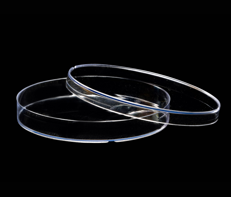 90-mm Sterile Disposable Petridishes having base ID of 90-mm